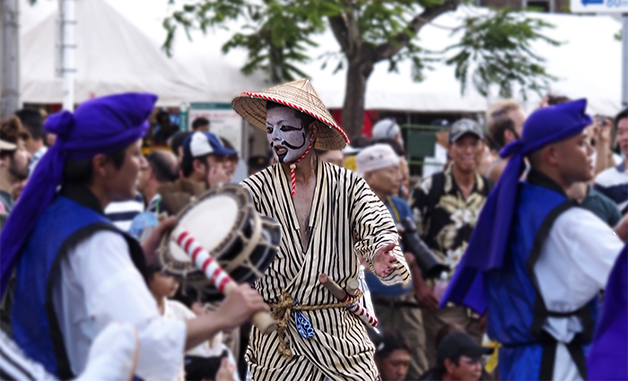 沖縄 一万人のエイサー踊り隊 チョンダラー
